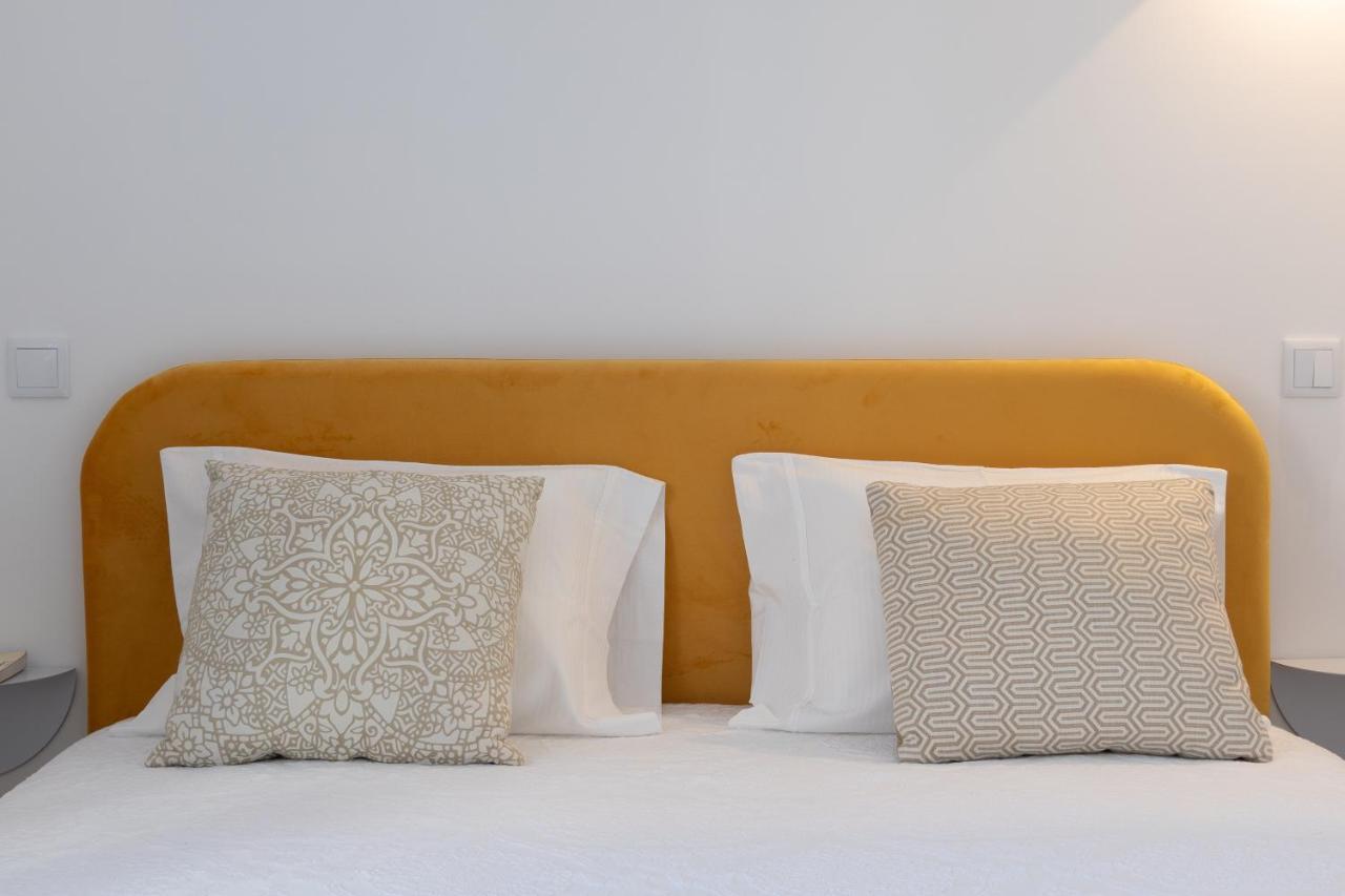 Dona Emilia Guest House & Studio Apartment Building فيانا دو كاستيلو المظهر الخارجي الصورة