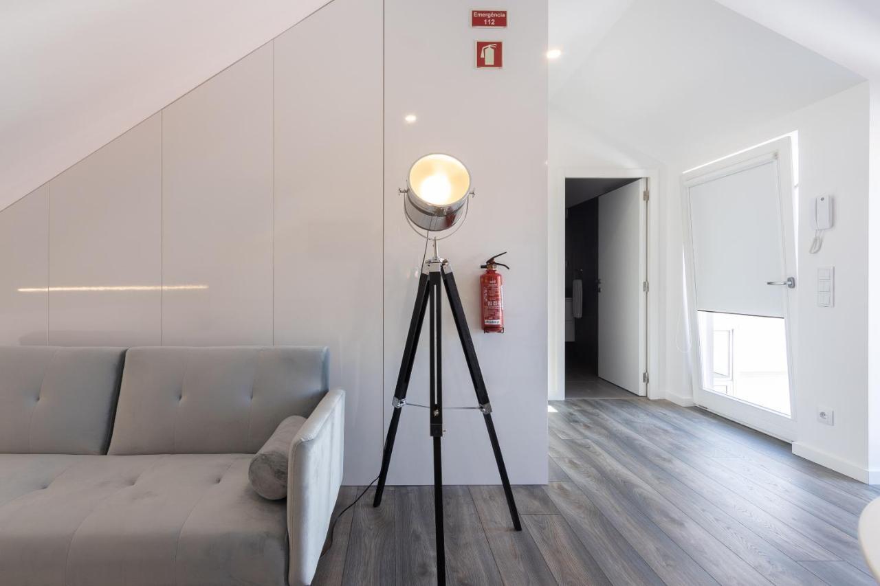 Dona Emilia Guest House & Studio Apartment Building فيانا دو كاستيلو المظهر الخارجي الصورة