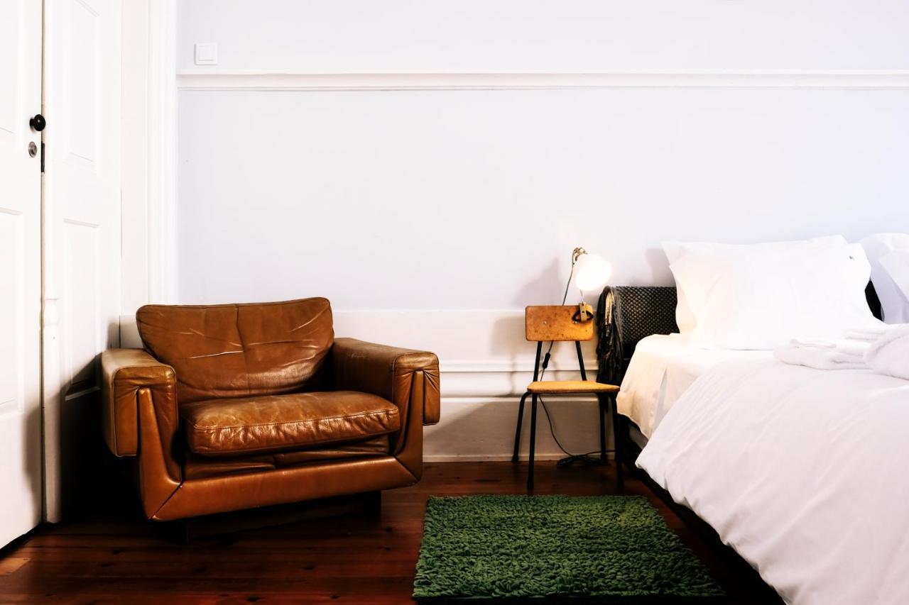 Dona Emilia Guest House & Studio Apartment Building فيانا دو كاستيلو المظهر الخارجي الصورة